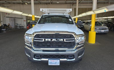 2022 RAM 2500 Tradesman Crew Cab 4x4 8' Box