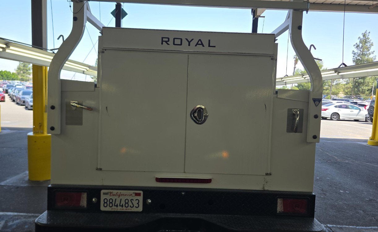 2022 RAM 2500 Tradesman Crew Cab 4x4 8' Box