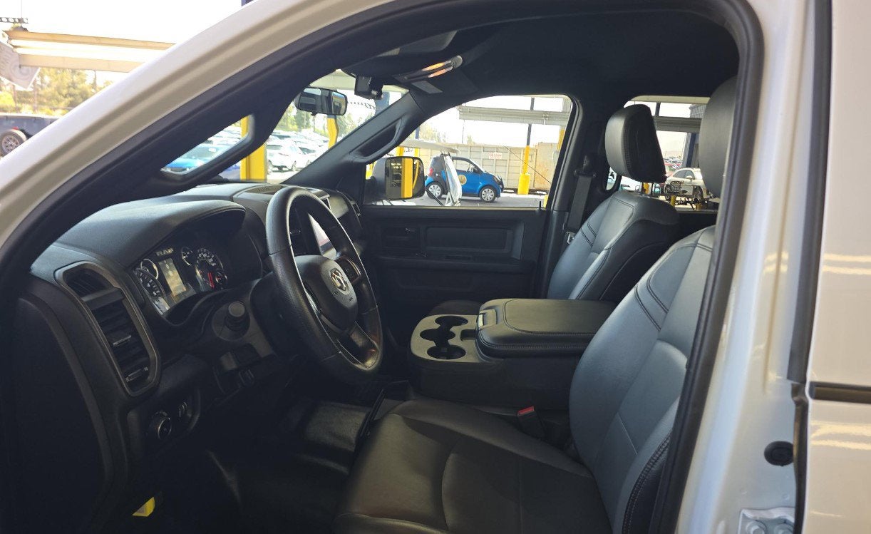 2022 RAM 2500 Tradesman Crew Cab 4x4 8' Box