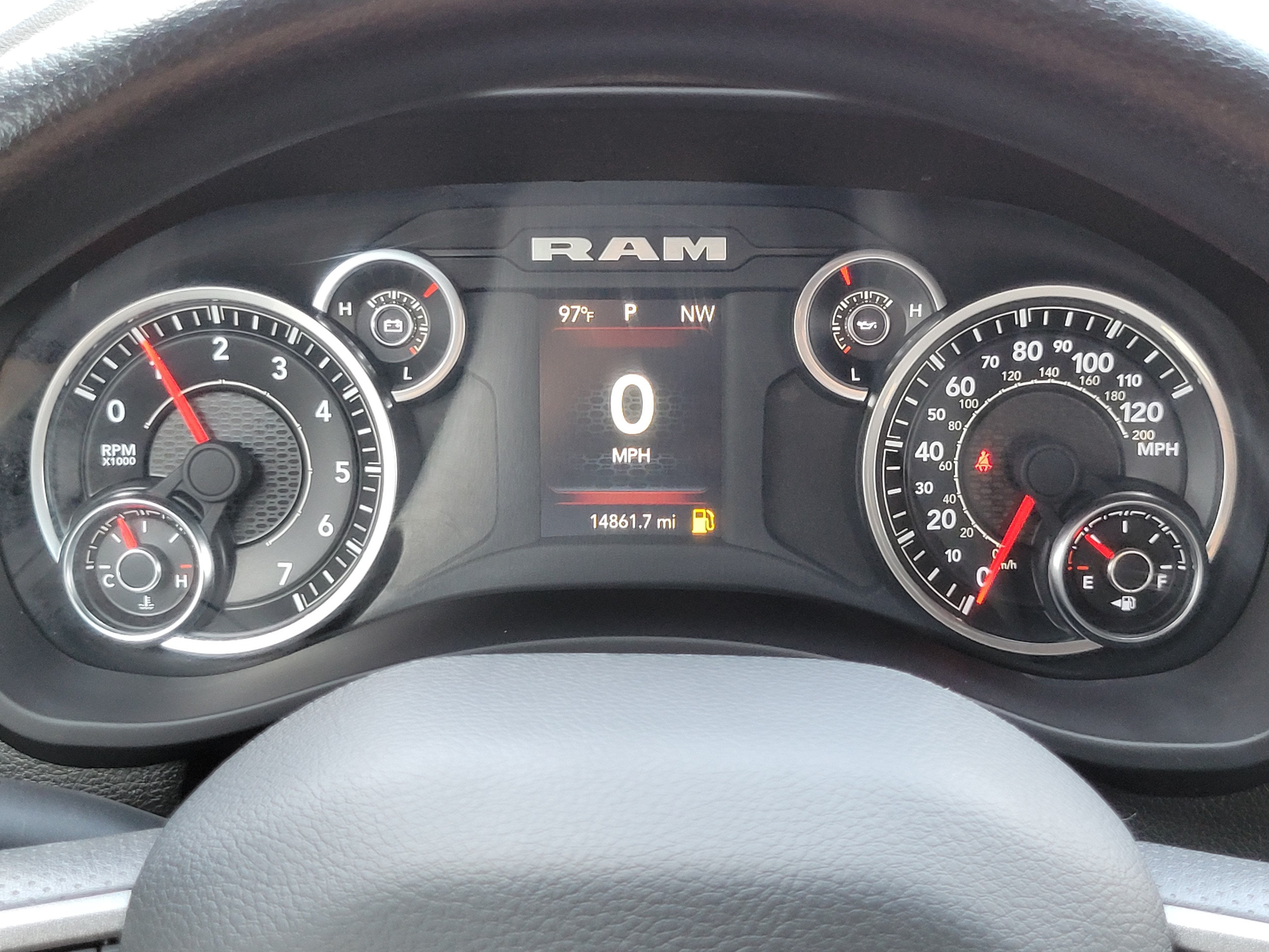 2024 RAM 2500 Tradesman Crew Cab 4x4 8' Box