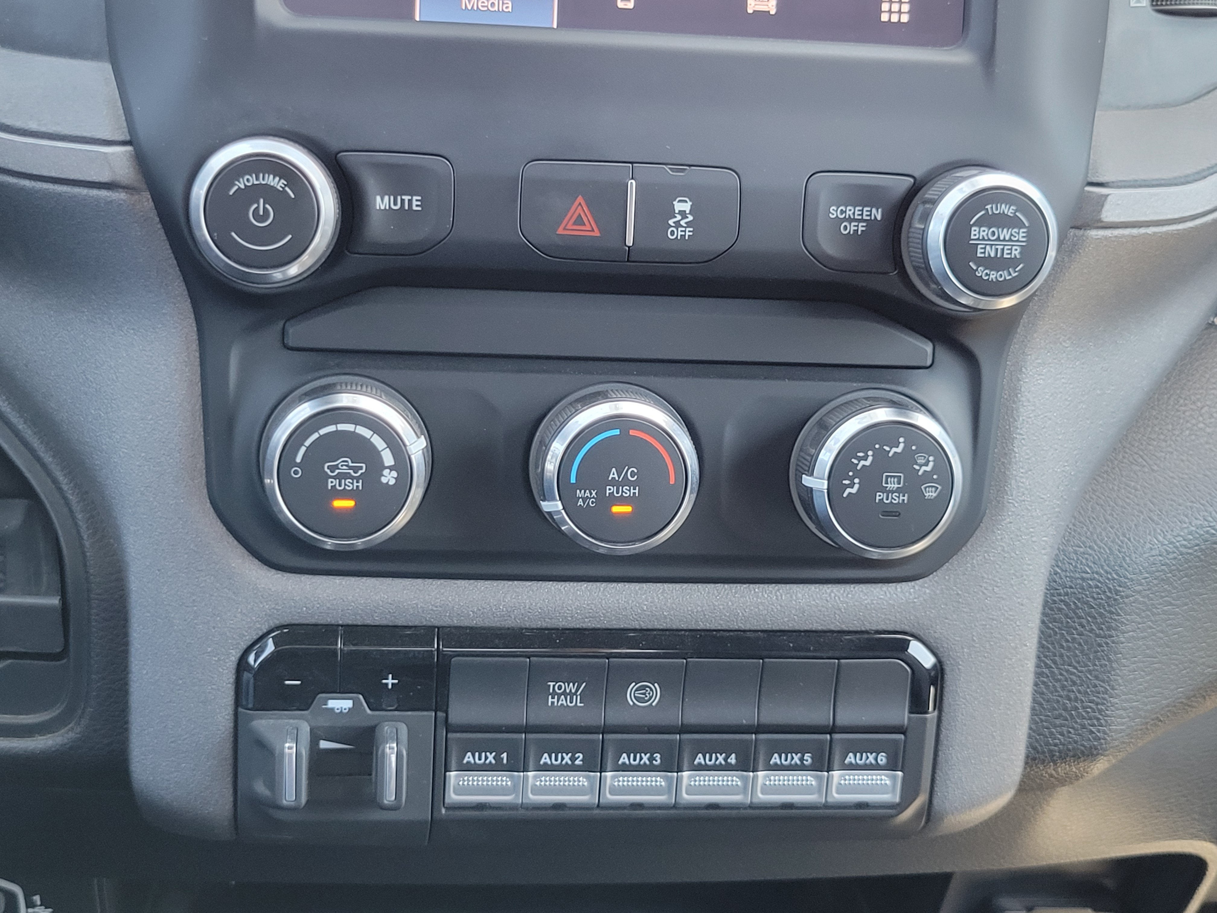 2024 RAM 3500 Chassis Tradesman