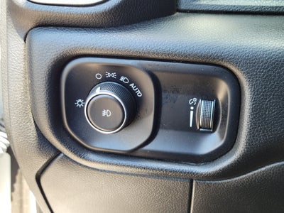 2023 RAM 3500 Chassis Tradesman/SLT