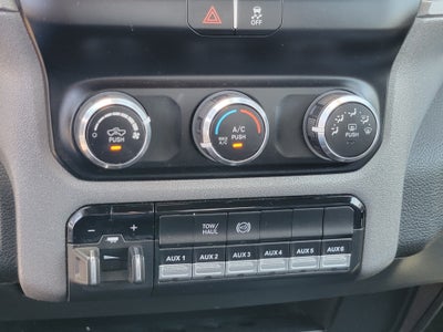2023 RAM 3500 Chassis Tradesman/SLT