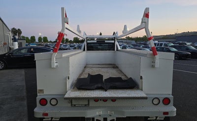 2023 RAM 3500 Chassis Tradesman/SLT