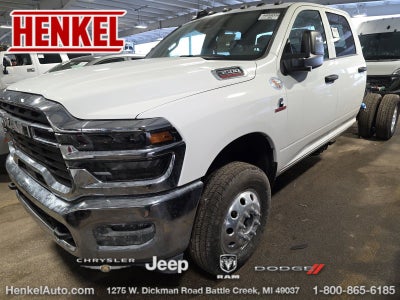 2025 RAM 3500 Chassis Tradesman/Big Horn