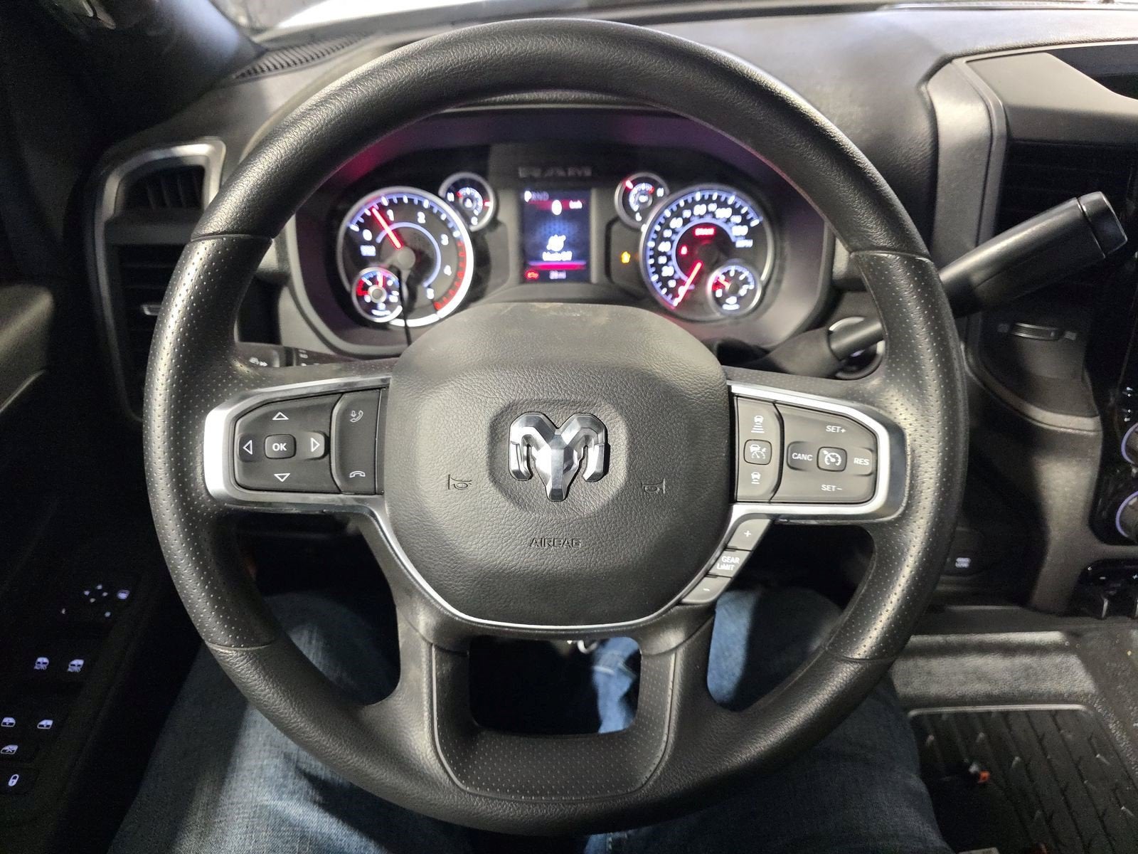 2025 RAM 3500 Chassis Tradesman/Big Horn