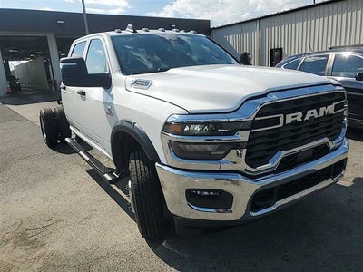 2026 RAM 3500 Chassis Tradesman/Big Horn