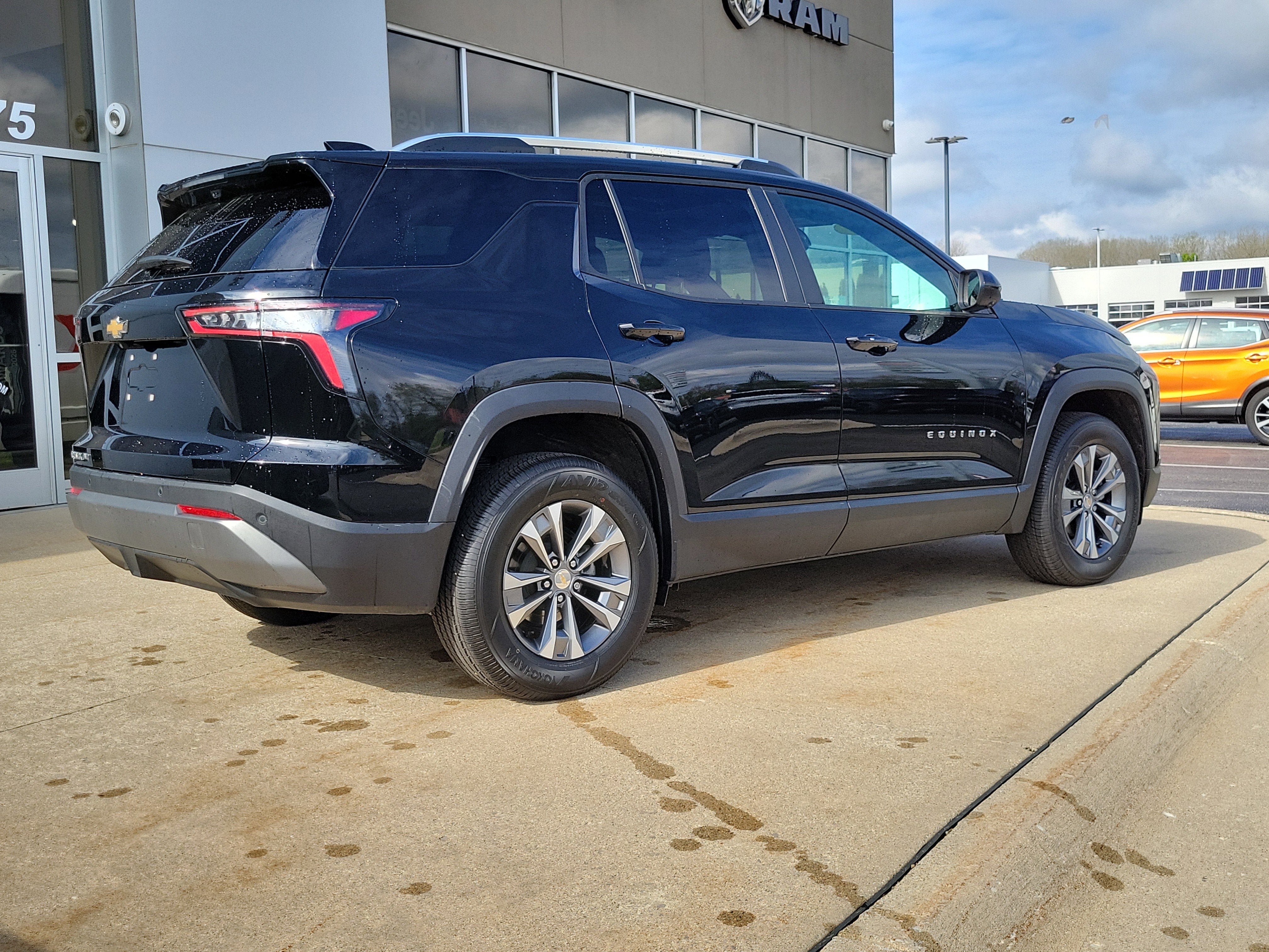 2025 Chevrolet Equinox AWD LT