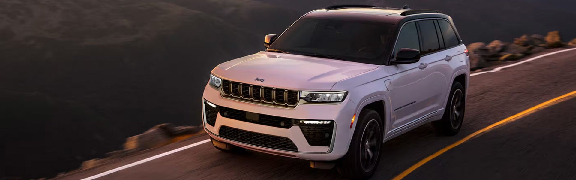2026 Jeep Grand Cherokee Uconnect infotainment system with touchscreen technology