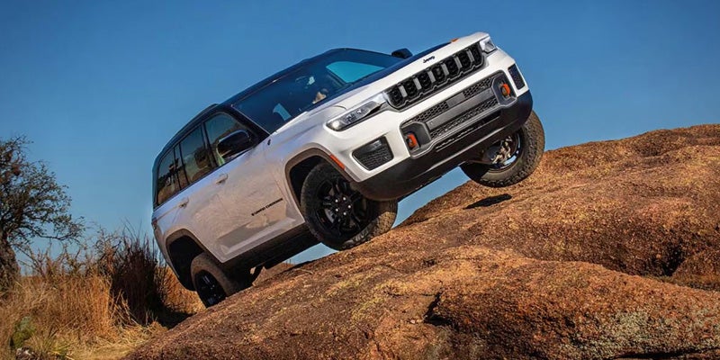 2026 Jeep Grand Cherokee engine performance and 4x4 capability in Springfield MI
